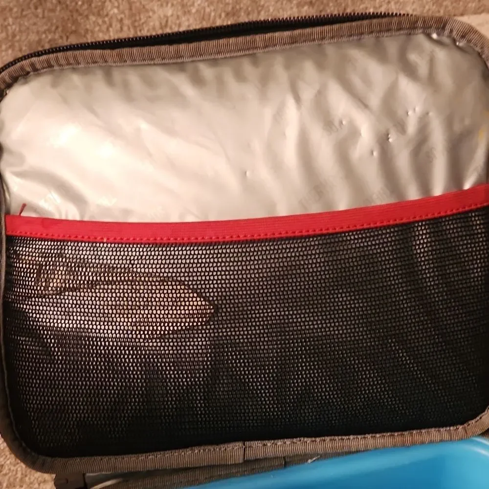 Under Armour Red & Black Lunch Bag w/ Insignia